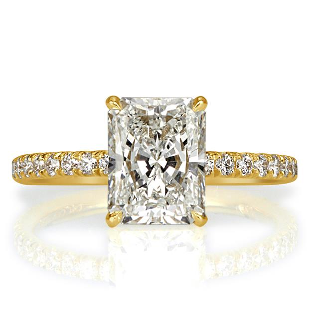 Radiant Cut CVD Diamond Engagement Ring