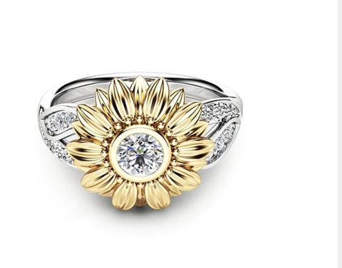 Exquisite Silver Crystal Sunflower Ring