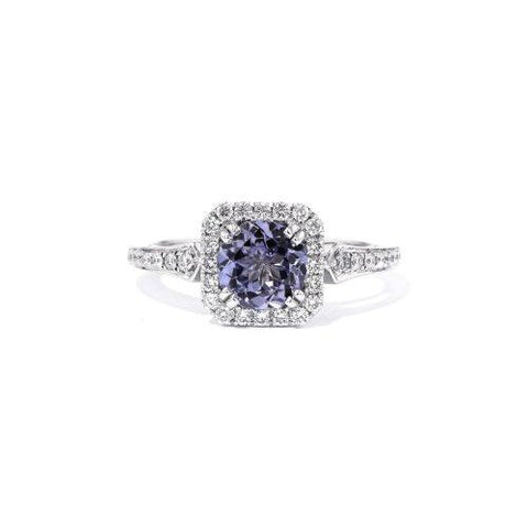 Round Brilliant Cut Engagement Ring